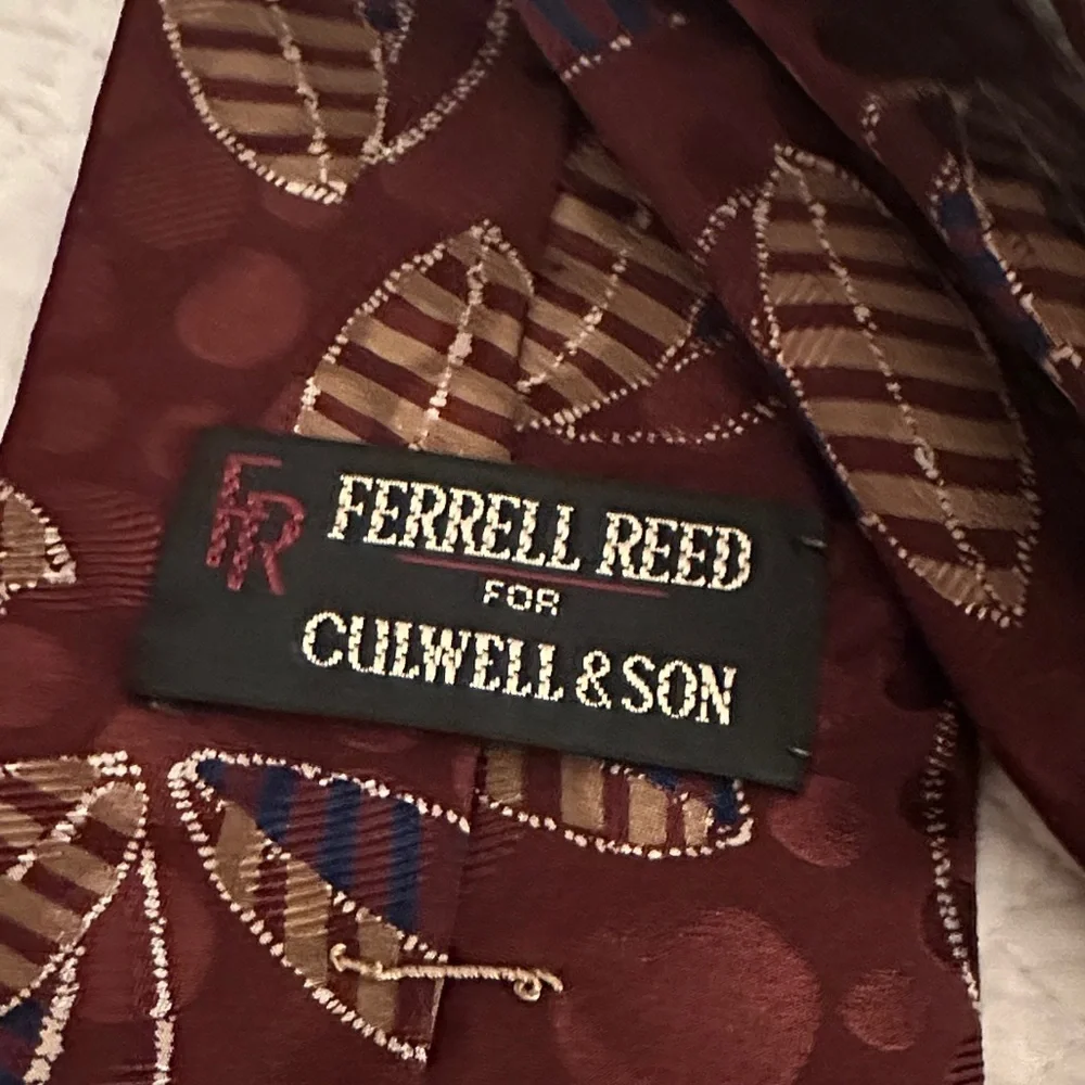 Elegant Brown Leaf ferrell reed for Culwell & Son Tie